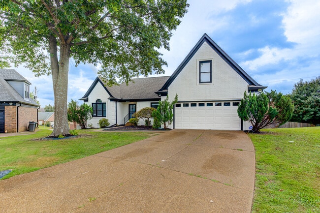 Photo - 8952 Vorlich Cove House