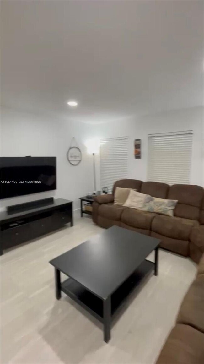 Foto del edificio - 3199 Coral Hills Dr