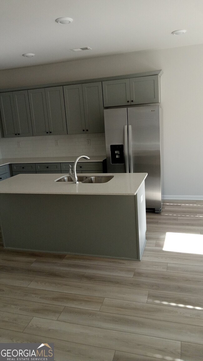 Foto del edificio - 2498 Polaris Way SW