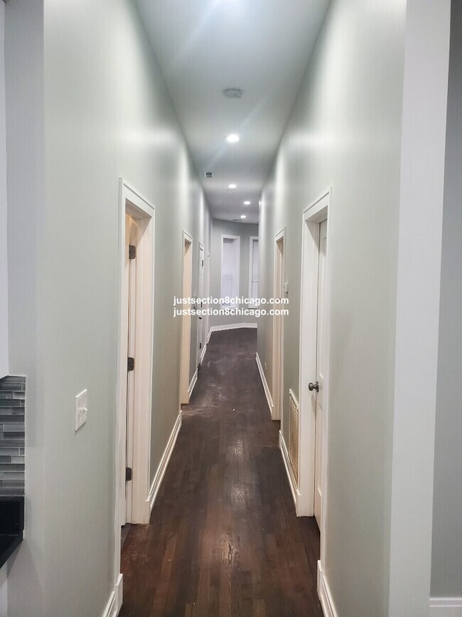 Foto del edificio - 5528 S Carpenter St