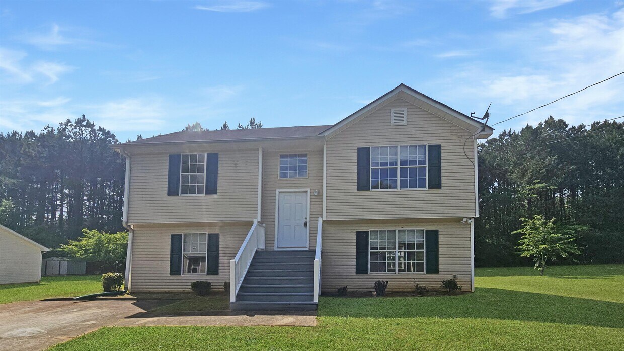 Foto principal - 3434 Lineview Dr