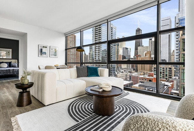 Building Photo - The Leo