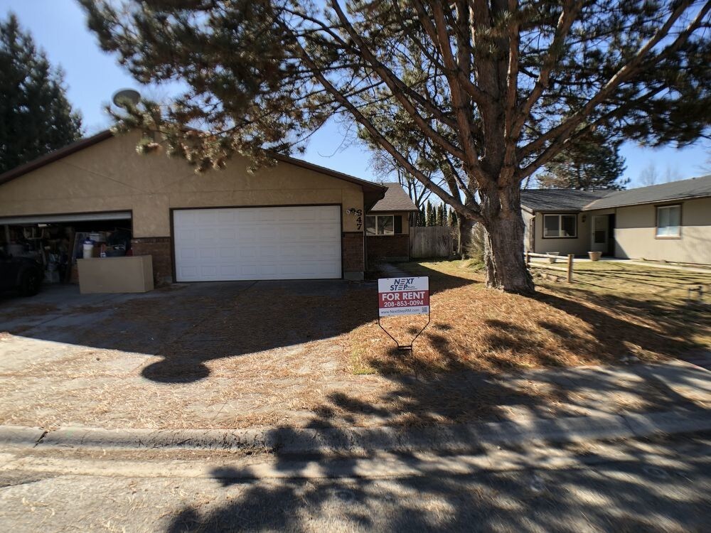 3 Bed 2 bath Duplex Downtown Eagle Apartment for Rent in Eagle, ID