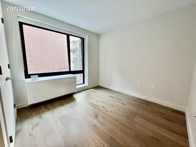 Foto del edificio - 751 E 6th St