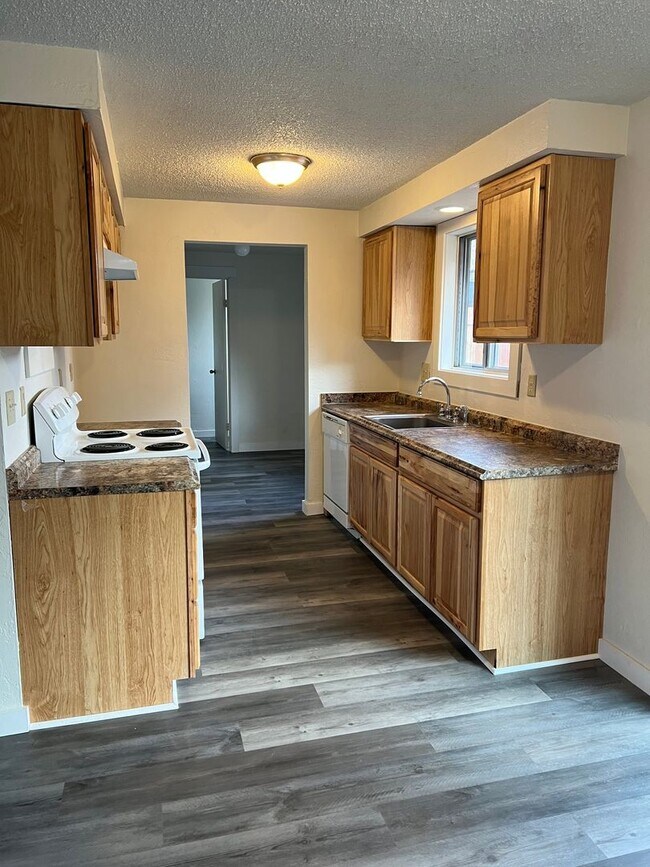 Foto del edificio - 4075 Southway Loop