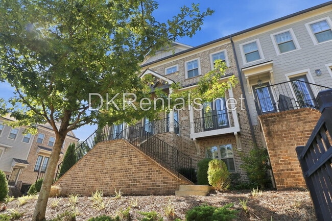 Photo - 2311 Mclean Chase Townhome