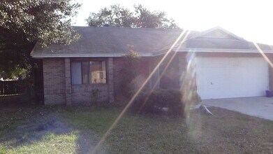 Building Photo - 6121 Odom Rd