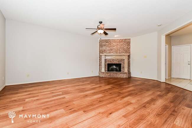 Building Photo - 2506 Chene Dr