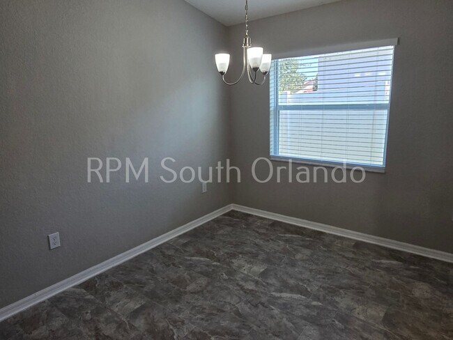 Foto del edificio - Country Club Estates