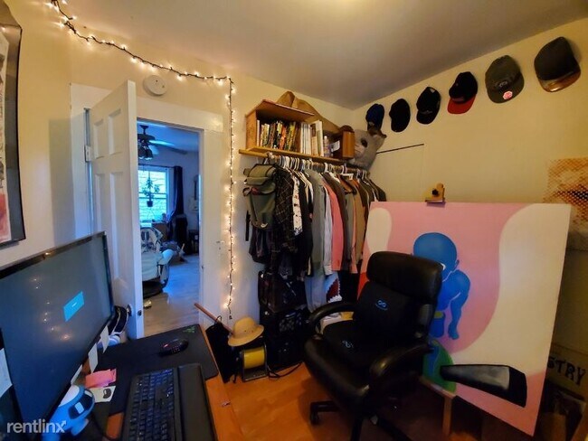 Foto del edificio - 947 Williamson St