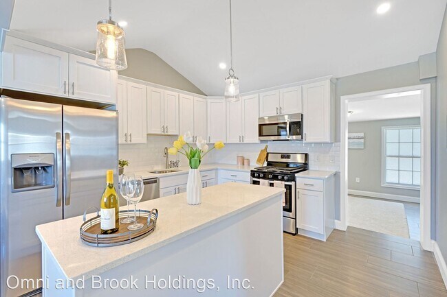 Building Photo - 4 br, 2 bath House - 73 Longman St