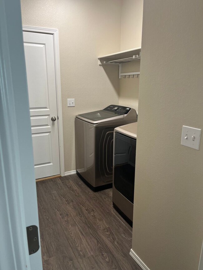 Foto del edificio - Beautiful 4 bedroom Nampa home