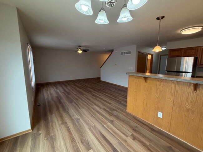 Foto del edificio - Large 4 bedroom house in SW Lincoln