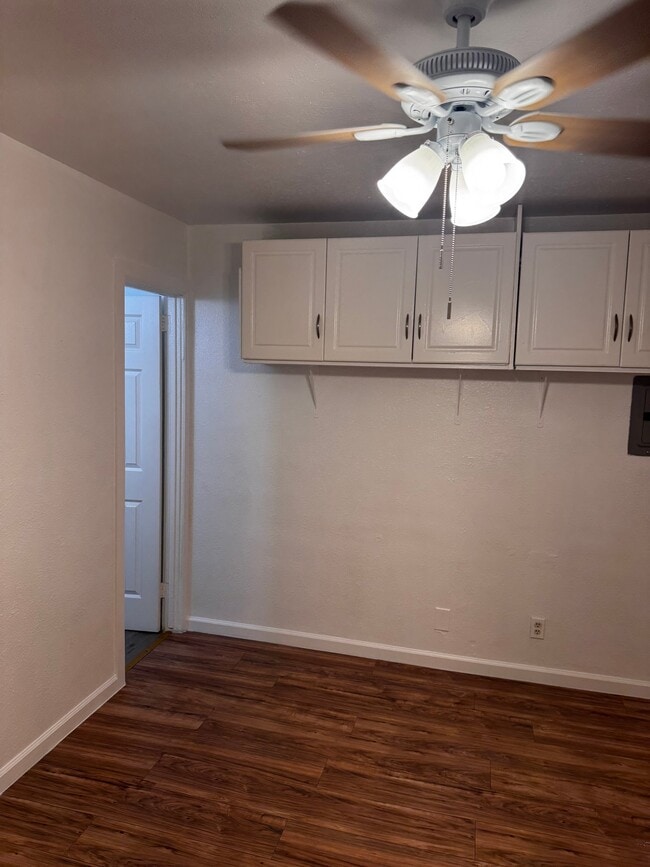 Building Photo - 8557 Juniper Ave