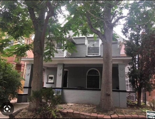 2 Bedroom Apartment on Main Level in Victo... - 2 Bedroom Apartment on Main Level in Victo...