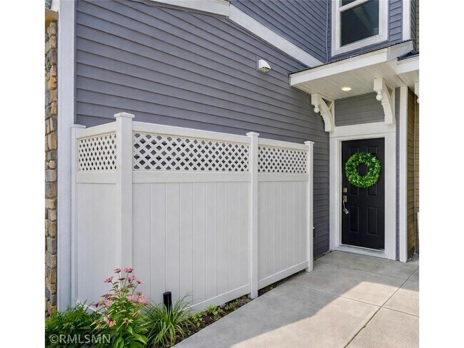 Foto del edificio - 9669 4th St Ln N