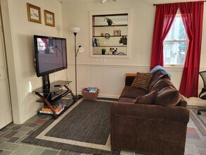 Building Photo - 30 Main St