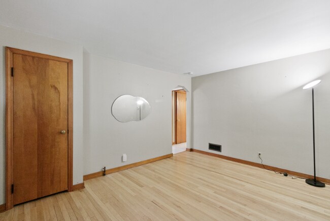 Foto del edificio - 2225 Winnebago St