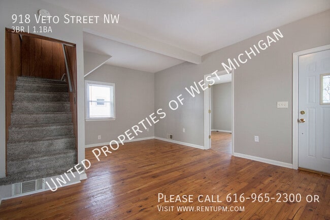 Building Photo - Tours Estimated to Begin 11/22 | 3 Bedroom...
