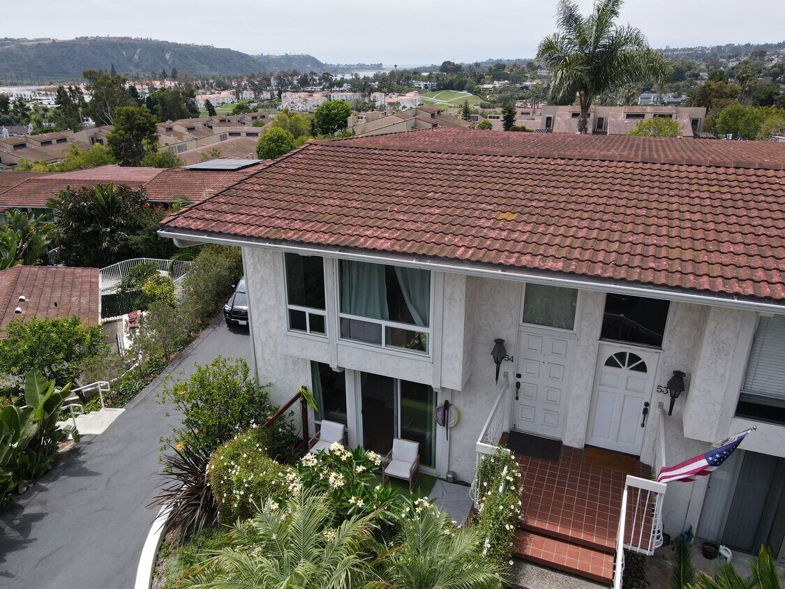 Foto principal - Luxurious Carlsbad Townhome with Ocean Views