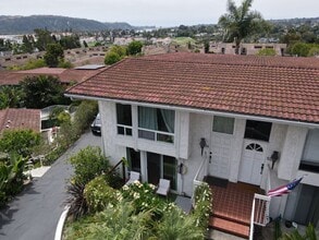 Building Photo - 2315 Caringa Way