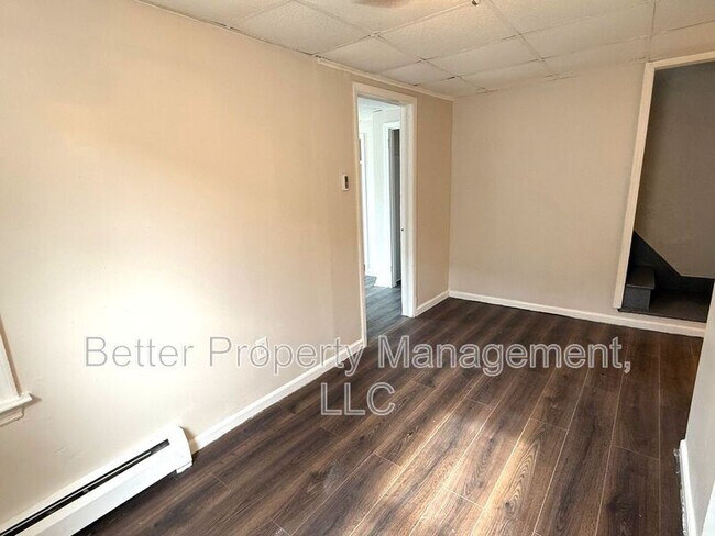 Foto del edificio - 313 E Pine St.