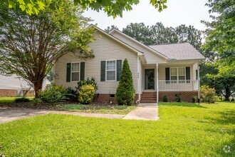 Building Photo - 243 Dullis Cir