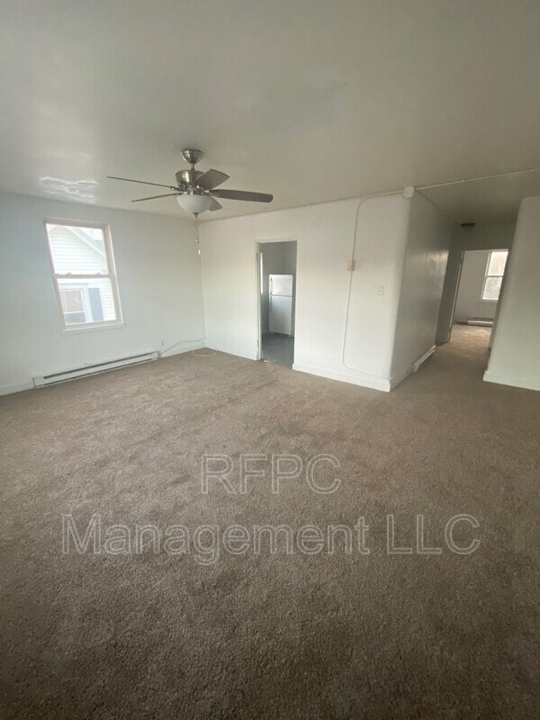 Building Photo - 209 College Ave