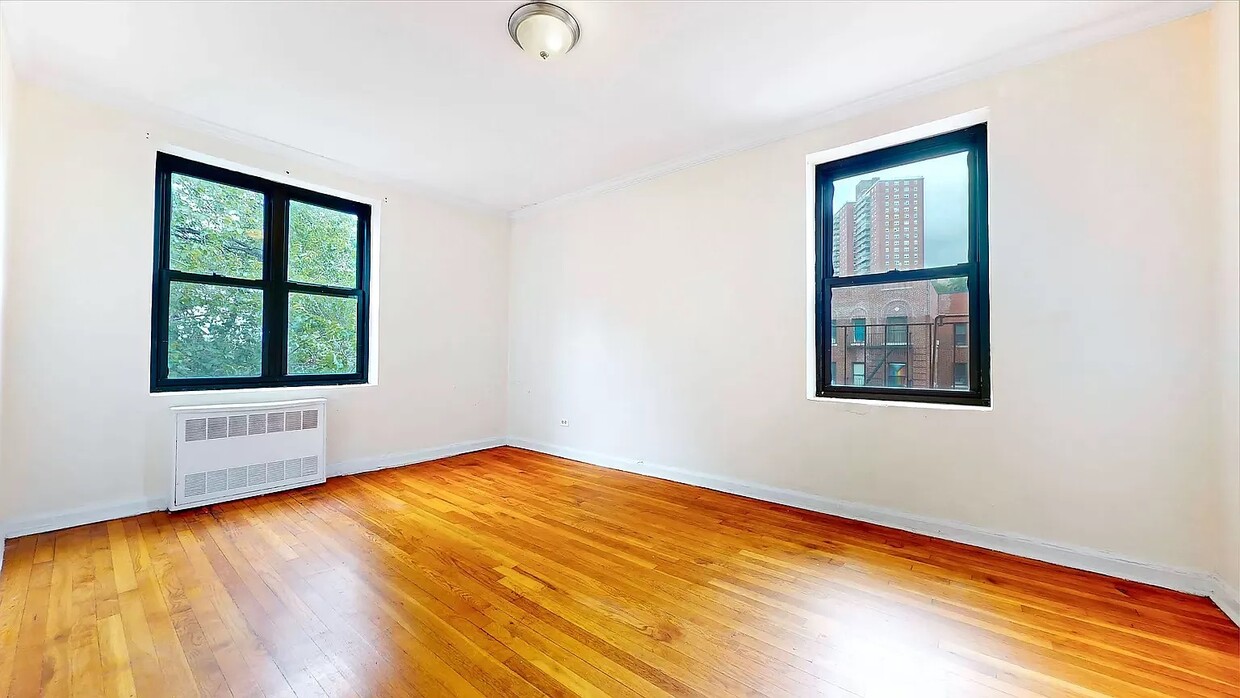 Foto principal - 4489 Broadway