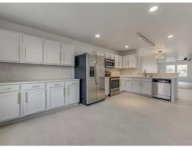 Building Photo - 8408 Serenity Way