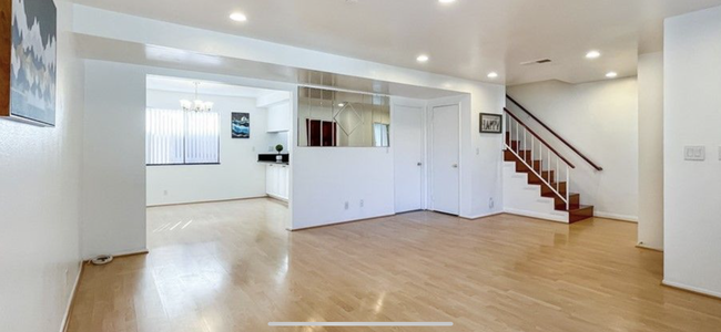 Living room - 26 S Chapel Ave