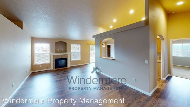 Foto del edificio - 3 br, 2 bath House - 928 Highland Rd