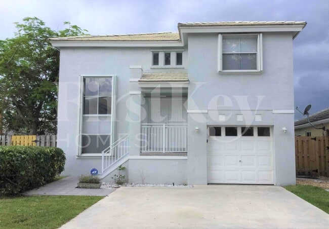 Building Photo - 3085 Lighthouse Pl