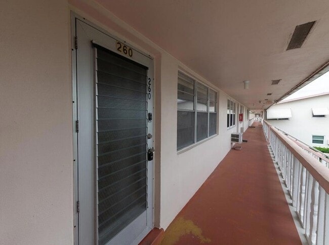 Photo - 260 Norwich K Apartment