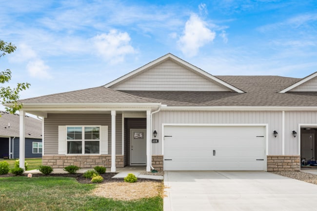 Building Photo - 418 Helena Dr