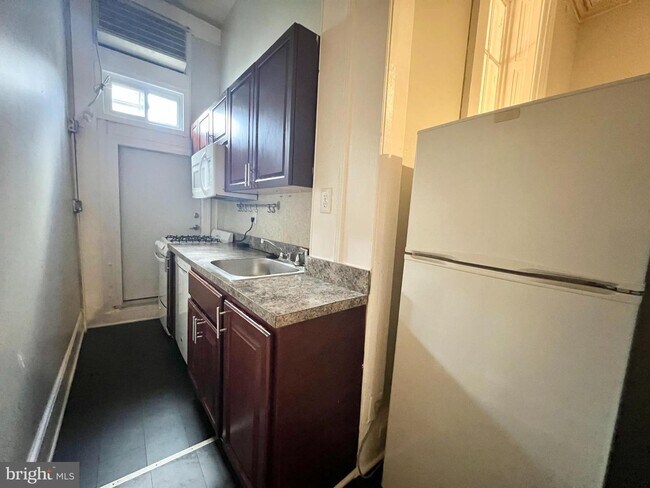 Foto del edificio - 735 Spruce St