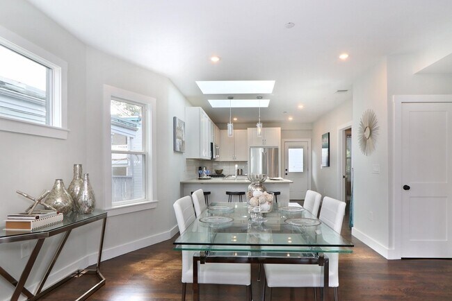 Foto del edificio - 127 Pleasant St