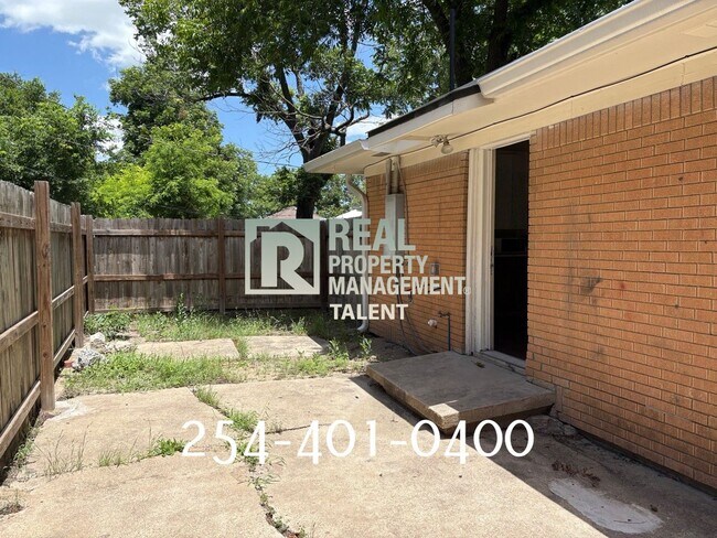 Foto del edificio - 316 E French Ave