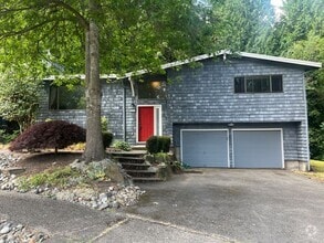 Building Photo - 16004 NE 57th St