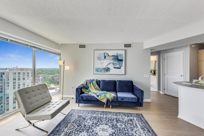 Foto del edificio - 1720 Maple Ave