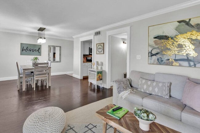 Building Photo - 103 Old Ferry Rd