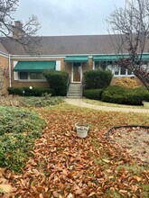 Building Photo - 12713 S 80th Ave