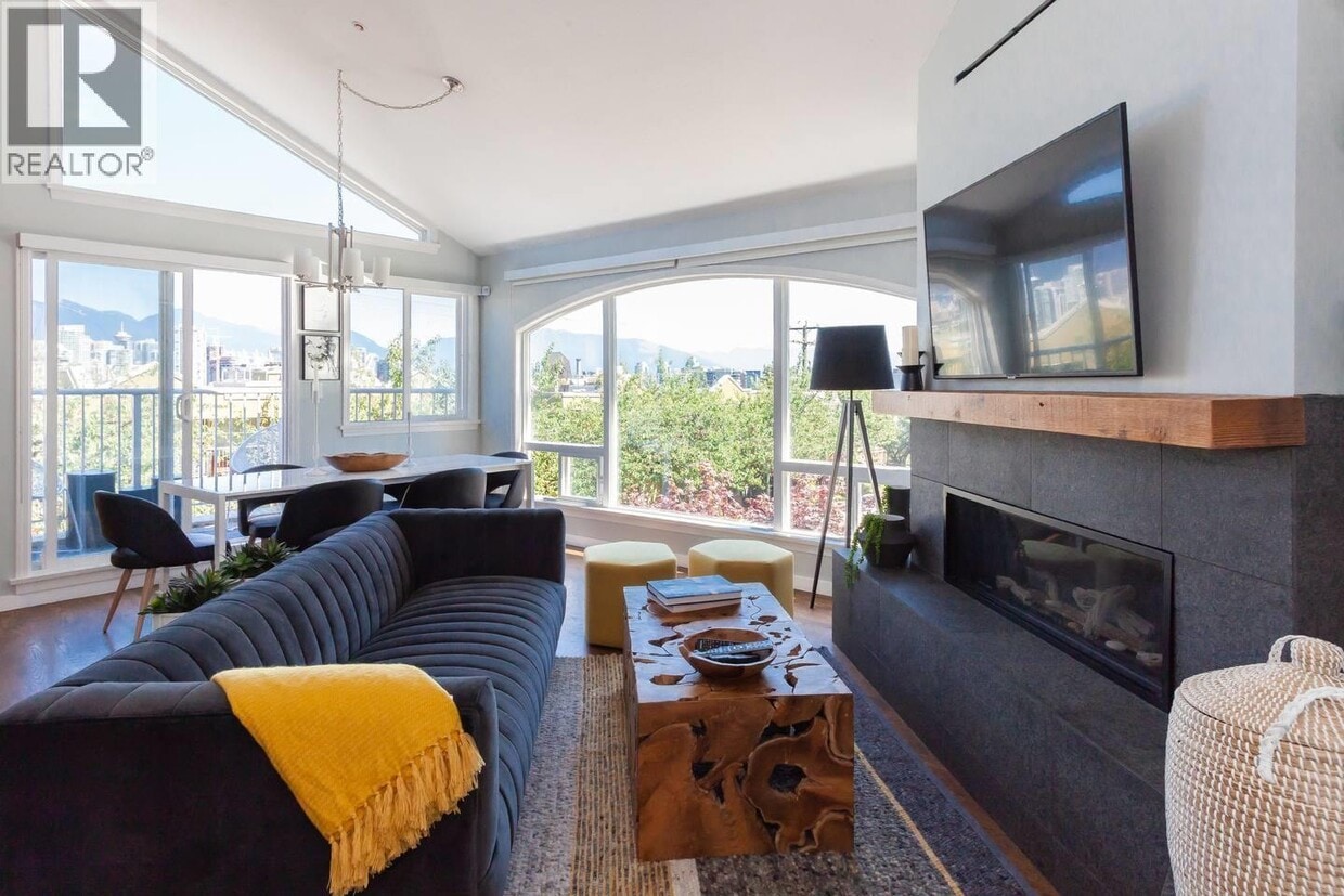 Photo principale - 788-788 W 8th Ave
