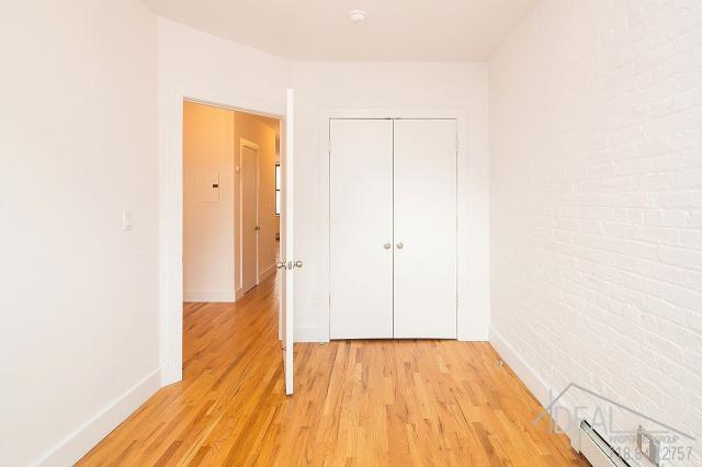 Foto del edificio - 2 bedroom in brooklyn NY 11201