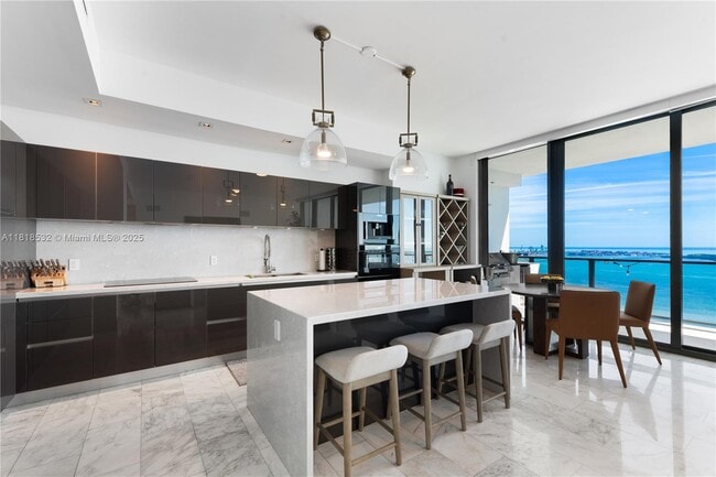 Building Photo - 1451 Brickell Ave