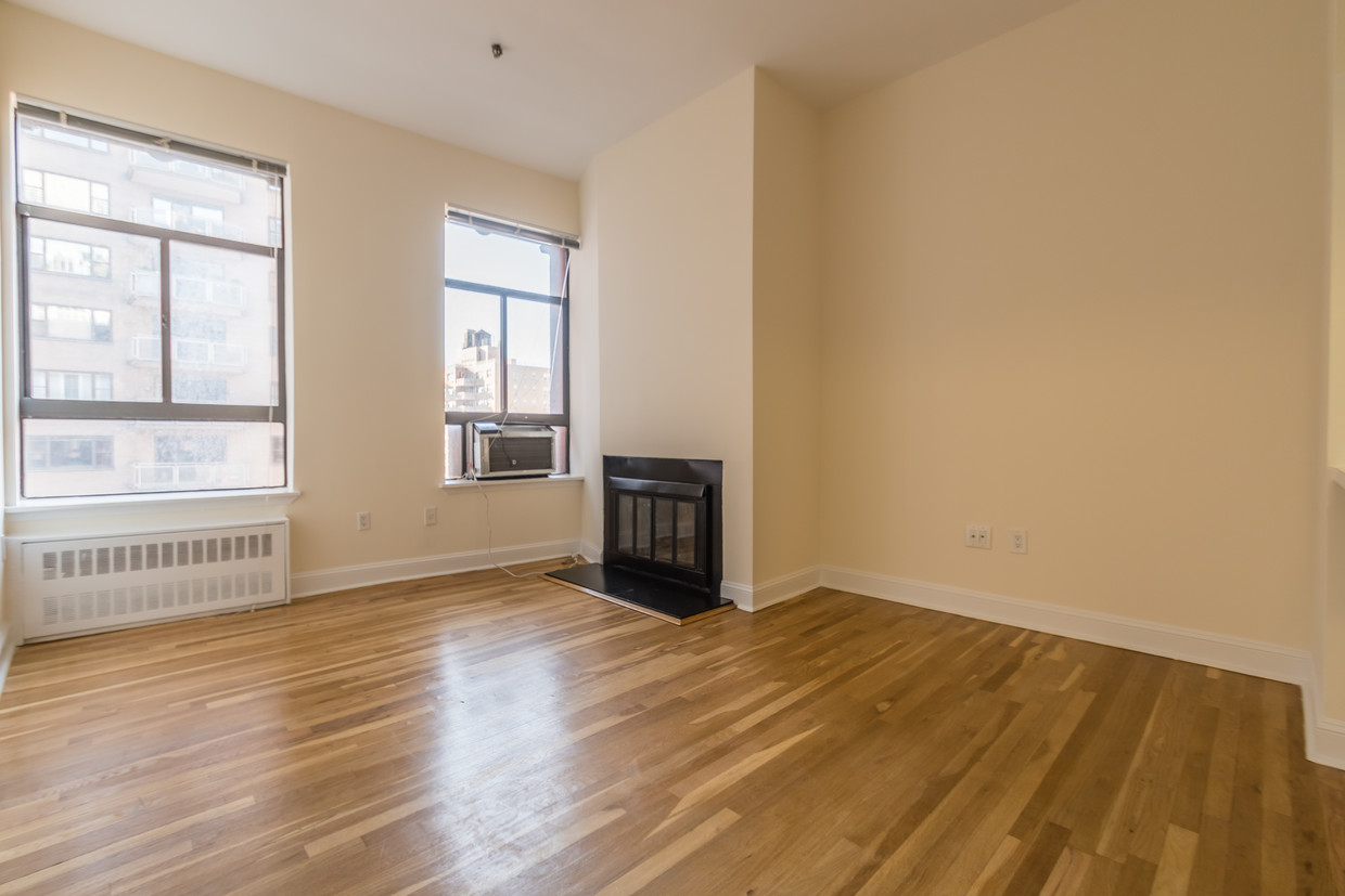 3 Astor Pl, New York, NY 10003 - Apartments In New York, NY ...