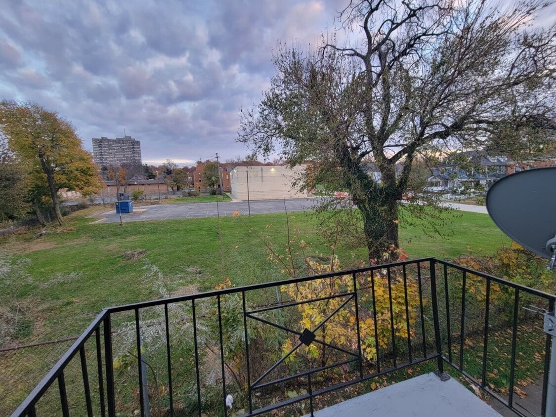 Primary Photo - 1817 Garfield Rd