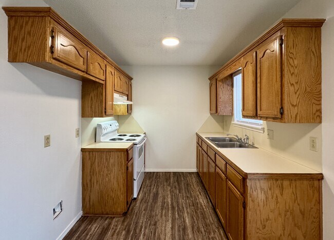 Foto del edificio - 514 Carson Rd