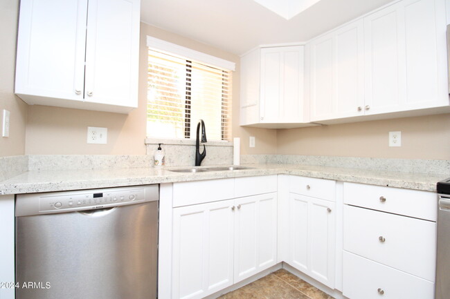 Foto del edificio - 5315 N 18th St