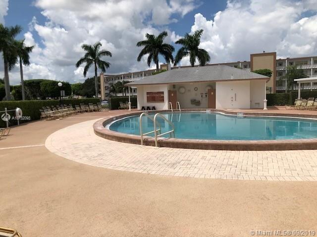 Foto del edificio - 4021 Cornwall E